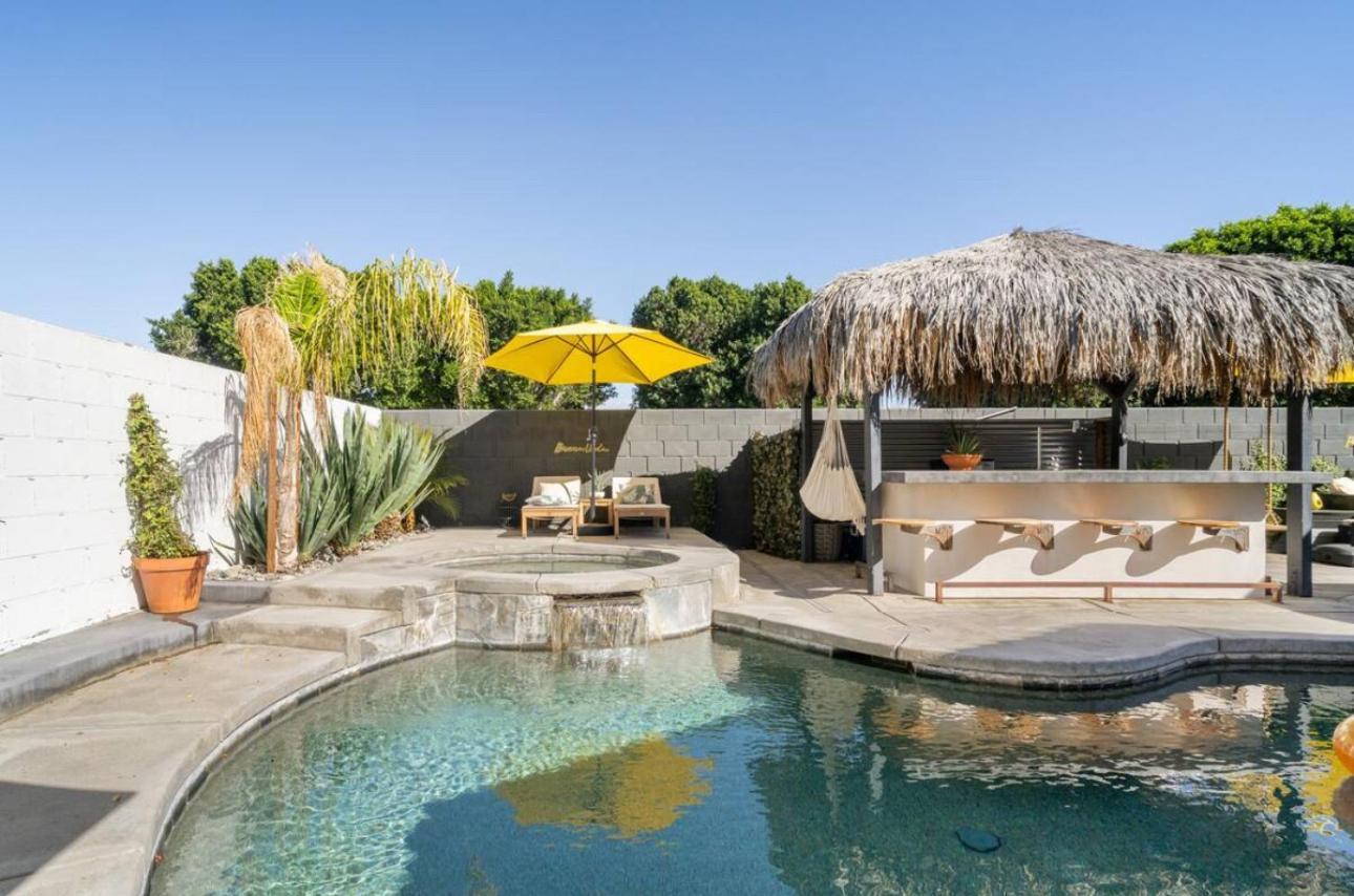 Desert Paradise Salt Water Pool & Spa 1 Mile To Coachella Fest 인디오 외부 사진